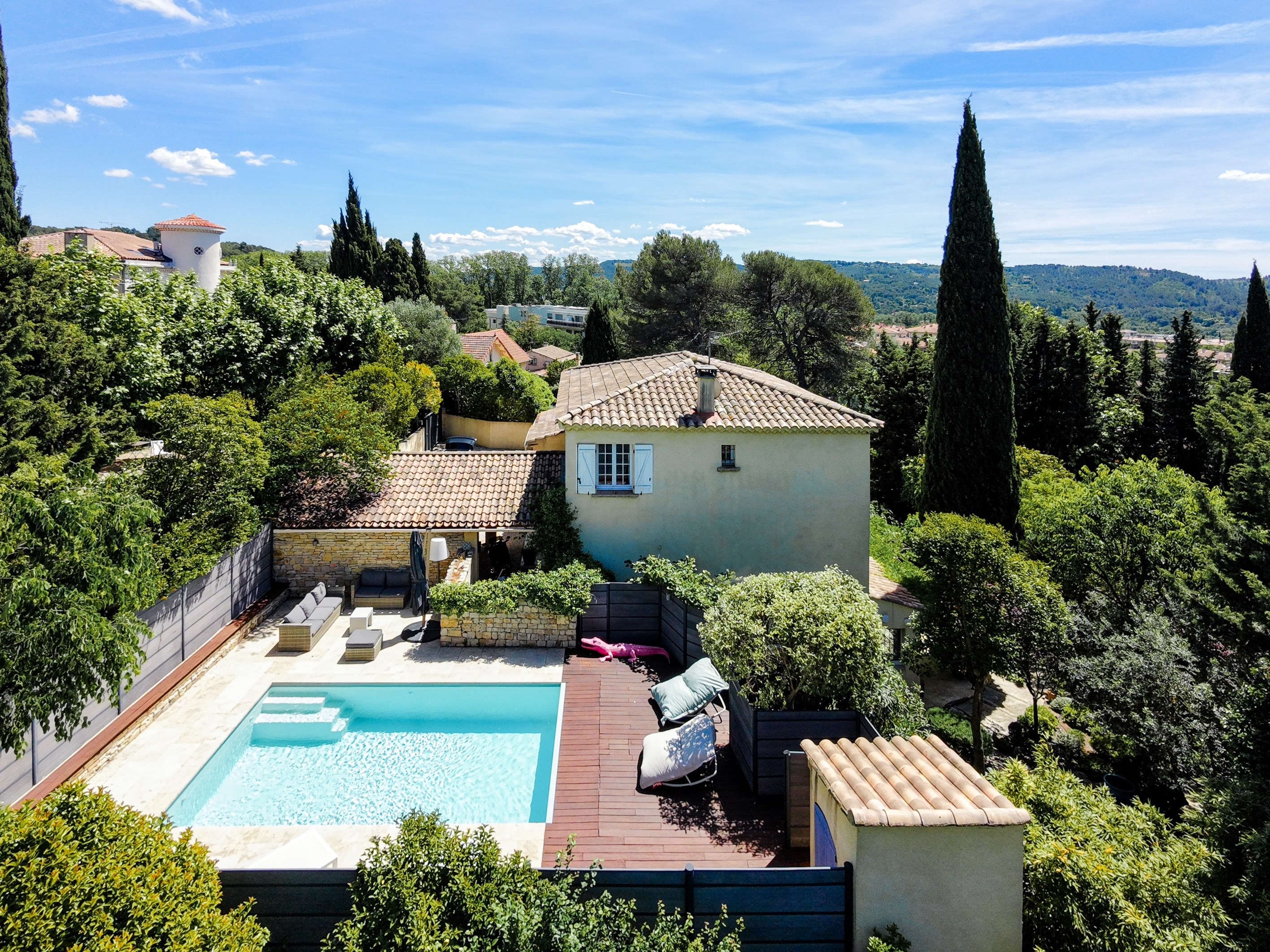  Beautiful Family House in La Torse, Aix en Provence - 物件實景