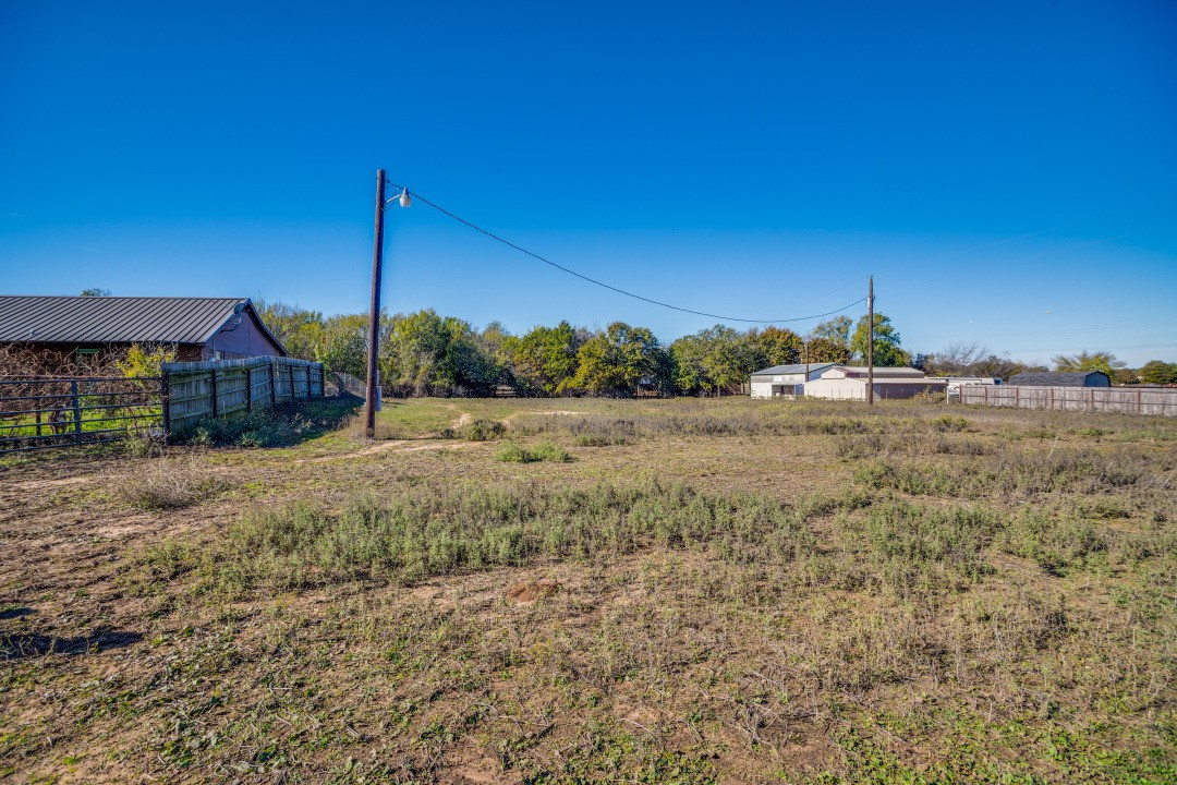 Boyd, Texas, 76023, United States, 3 Bedrooms Bedrooms, ,2 BathroomsBathrooms,Residential,For Sale,1999826