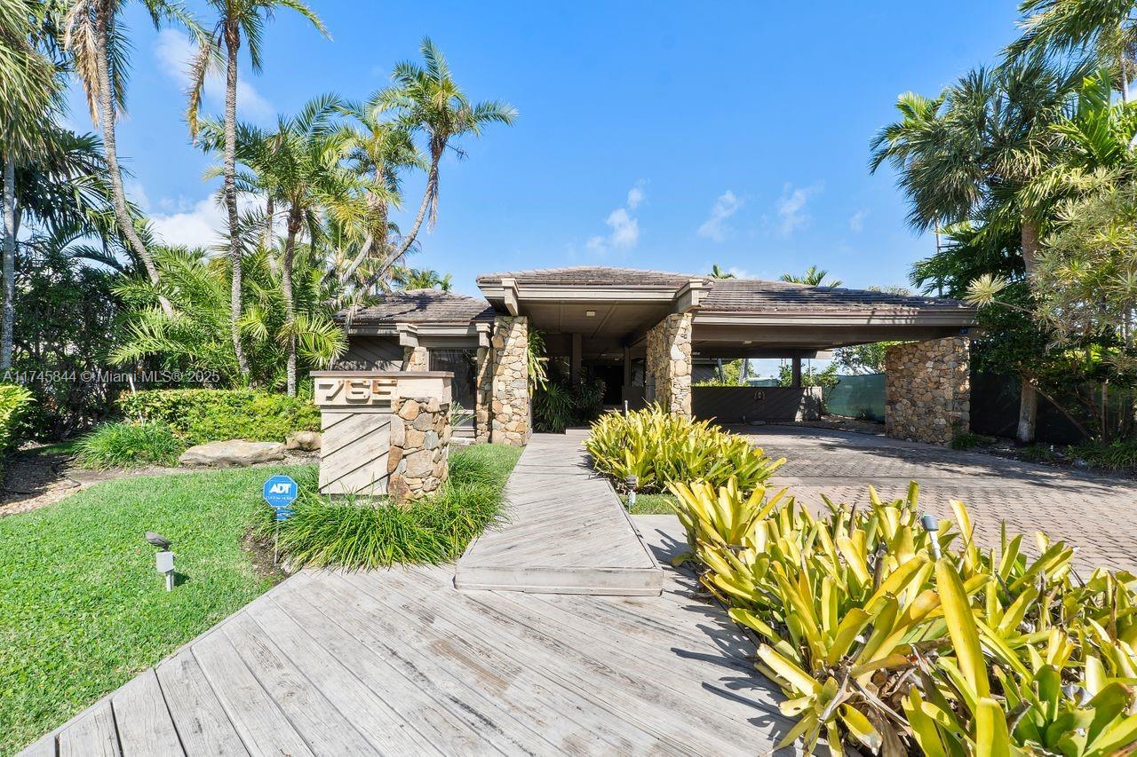 Miami Beach, Florida, 33141, United States, 4 Bedrooms Bedrooms, ,3 BathroomsBathrooms,Residential,For Sale,1711851