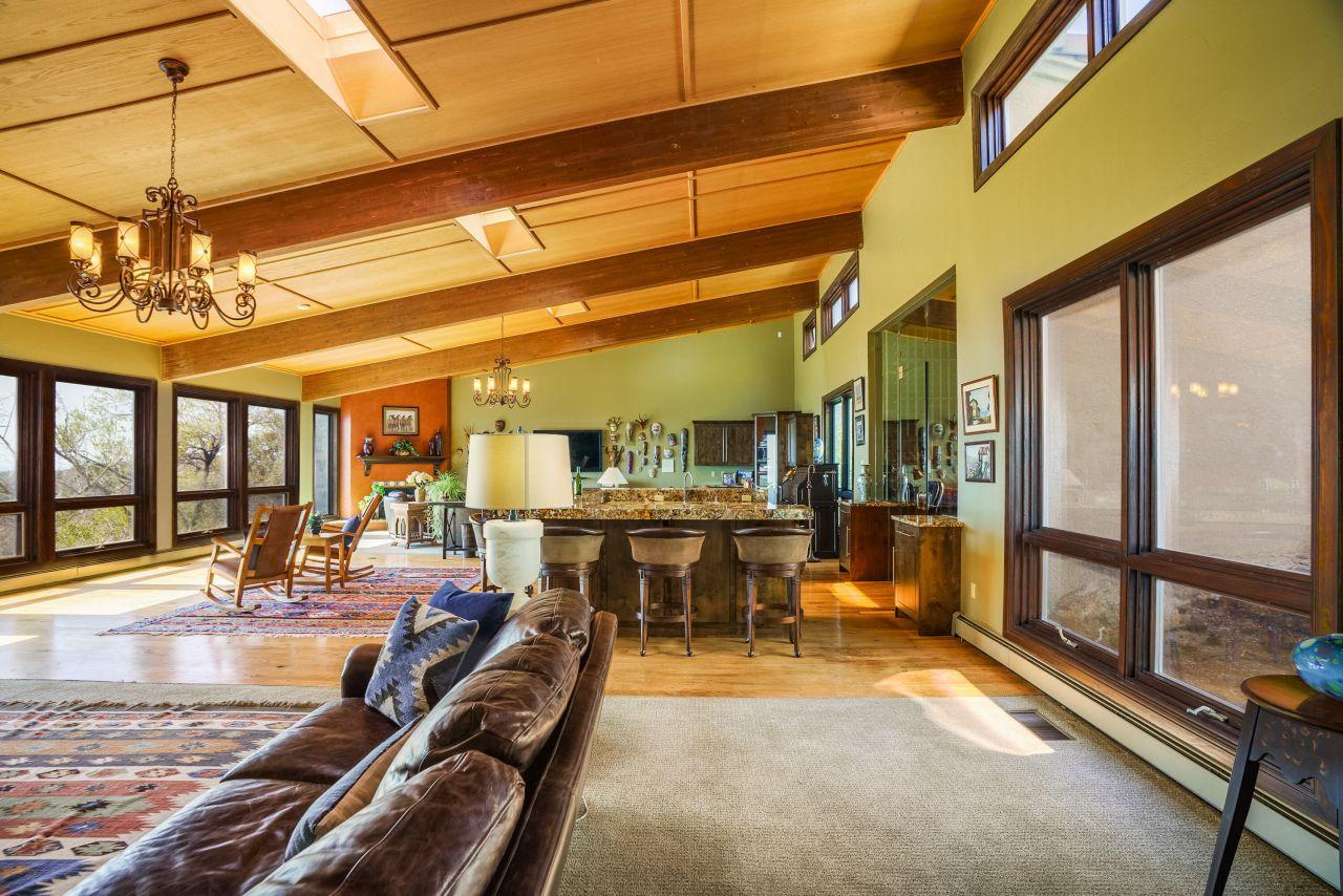 Albuquerque, New Mexico, 87122, United States, 4 Bedrooms Bedrooms, ,5 BathroomsBathrooms,Residential,For Sale,1766208