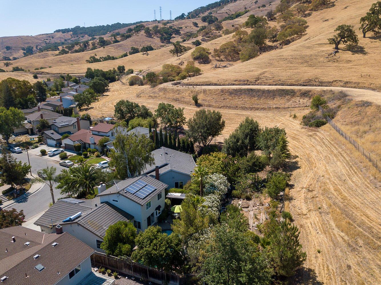 San Jose - Blossom Valley, California, 95123, United States, 4 Bedrooms Bedrooms, ,2 BathroomsBathrooms,Residential,For Sale,1732910