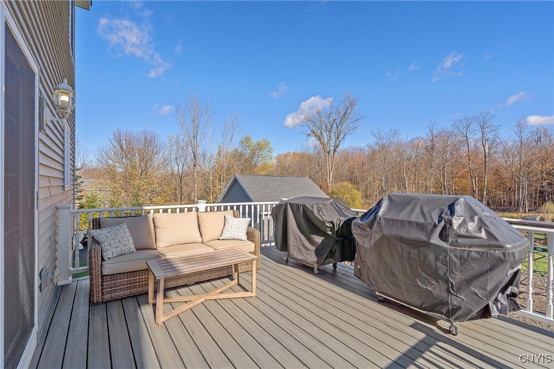 Oswego, New York, 13126, United States, 4 Bedrooms Bedrooms, ,4 BathroomsBathrooms,Residential,For Sale,1987405