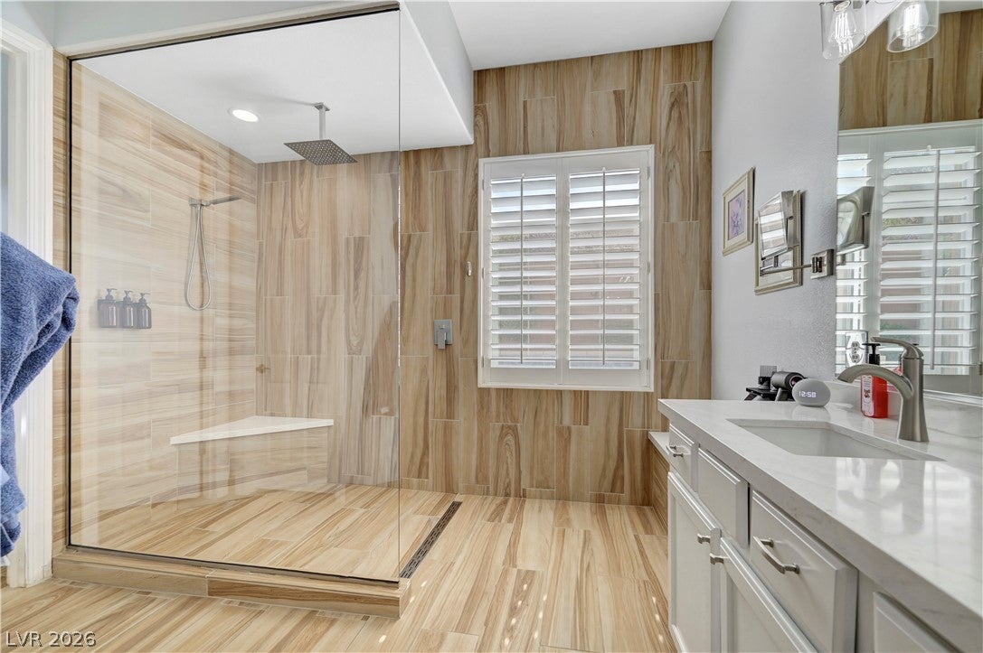 Henderson, Nevada, 89052, United States, 3 Bedrooms Bedrooms, ,3 BathroomsBathrooms,Residential,For Sale,2024085