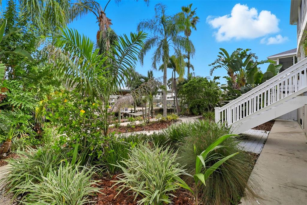 Palm Harbor, Florida, 34683, United States, 4 Bedrooms Bedrooms, ,4 BathroomsBathrooms,Residential,For Sale,1989104