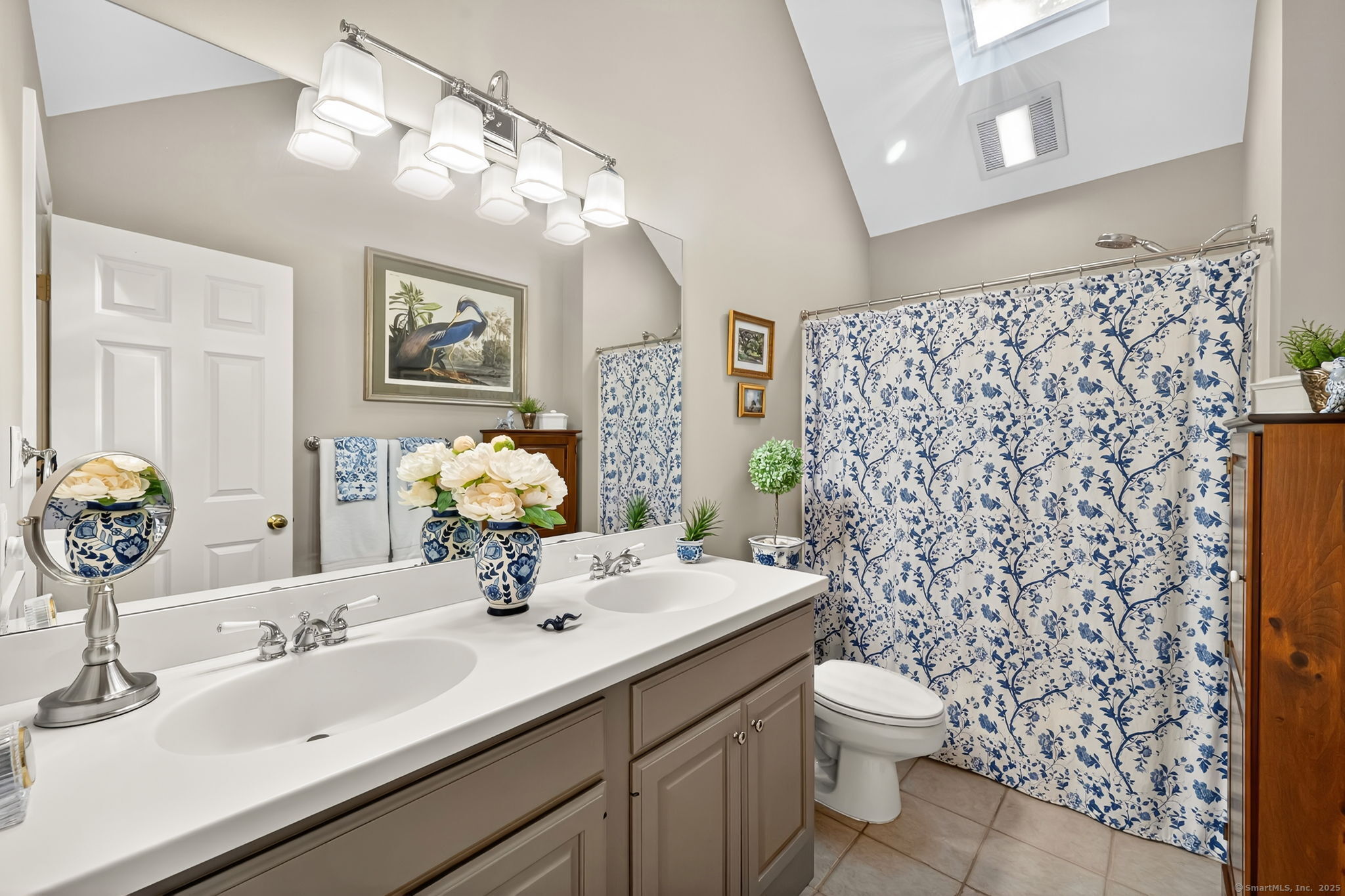 Granby, Connecticut, 06090, United States, 4 Bedrooms Bedrooms, ,3 BathroomsBathrooms,Residential,For Sale,1988938