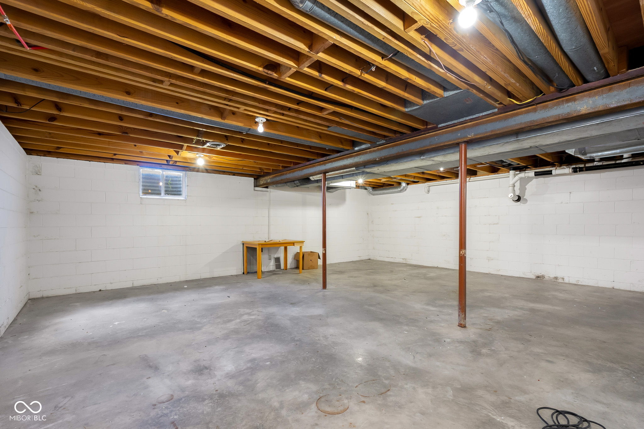 Columbus, Indiana, 47201, United States, 5 Bedrooms Bedrooms, ,6 BathroomsBathrooms,Residential,For Sale,1982008