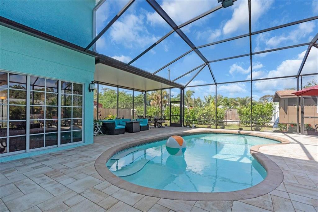Venice, Florida, 34285, United States, 5 Bedrooms Bedrooms, ,4 BathroomsBathrooms,Residential,For Sale,1907597