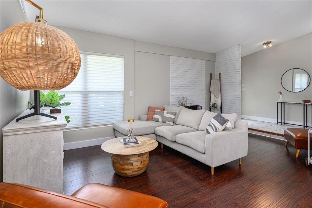 Maitland, Florida, 32751, United States, 3 Bedrooms Bedrooms, ,2 BathroomsBathrooms,Residential,For Sale,1890737