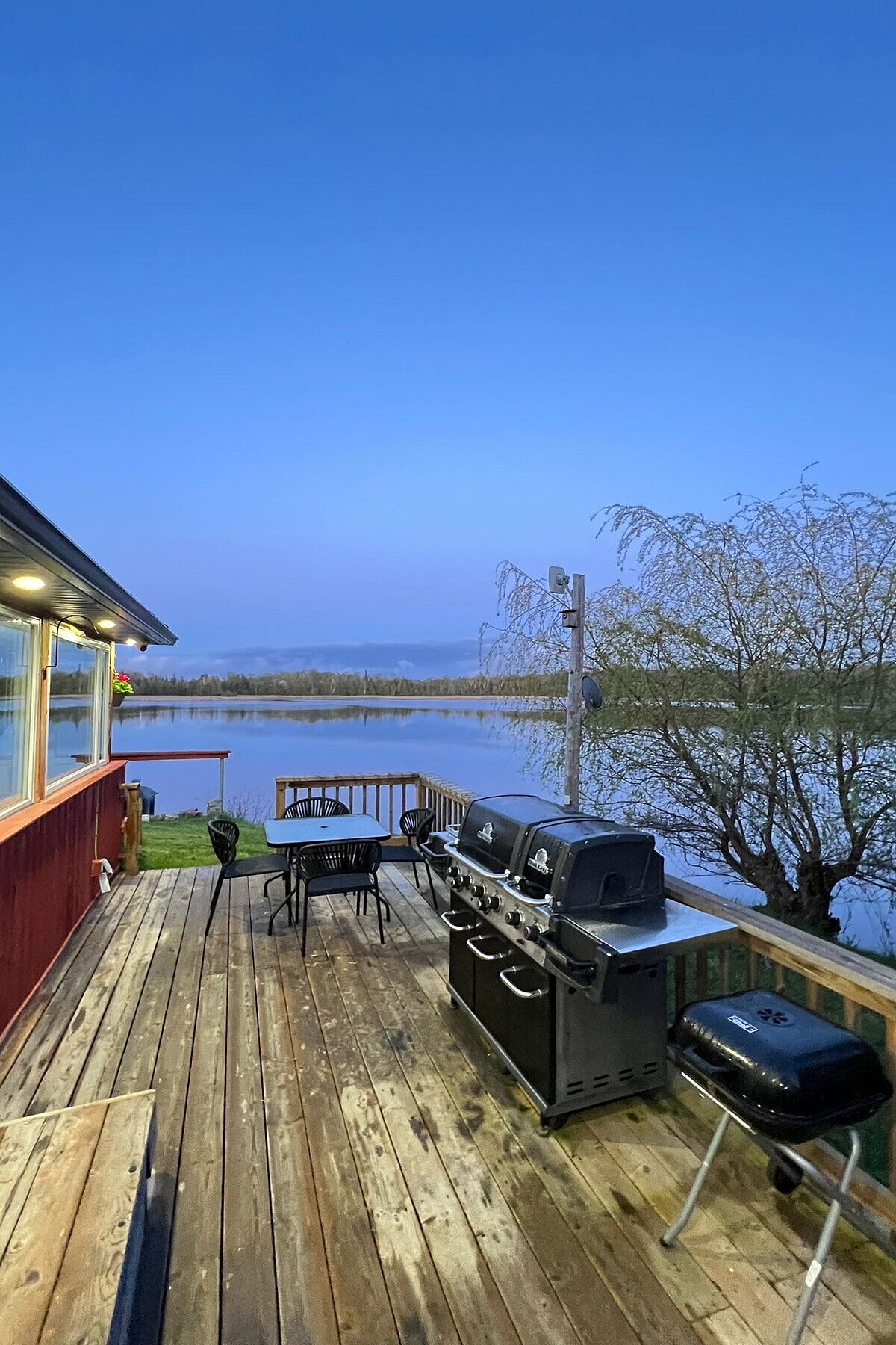  Private Waterfront Retreat - 物件實景