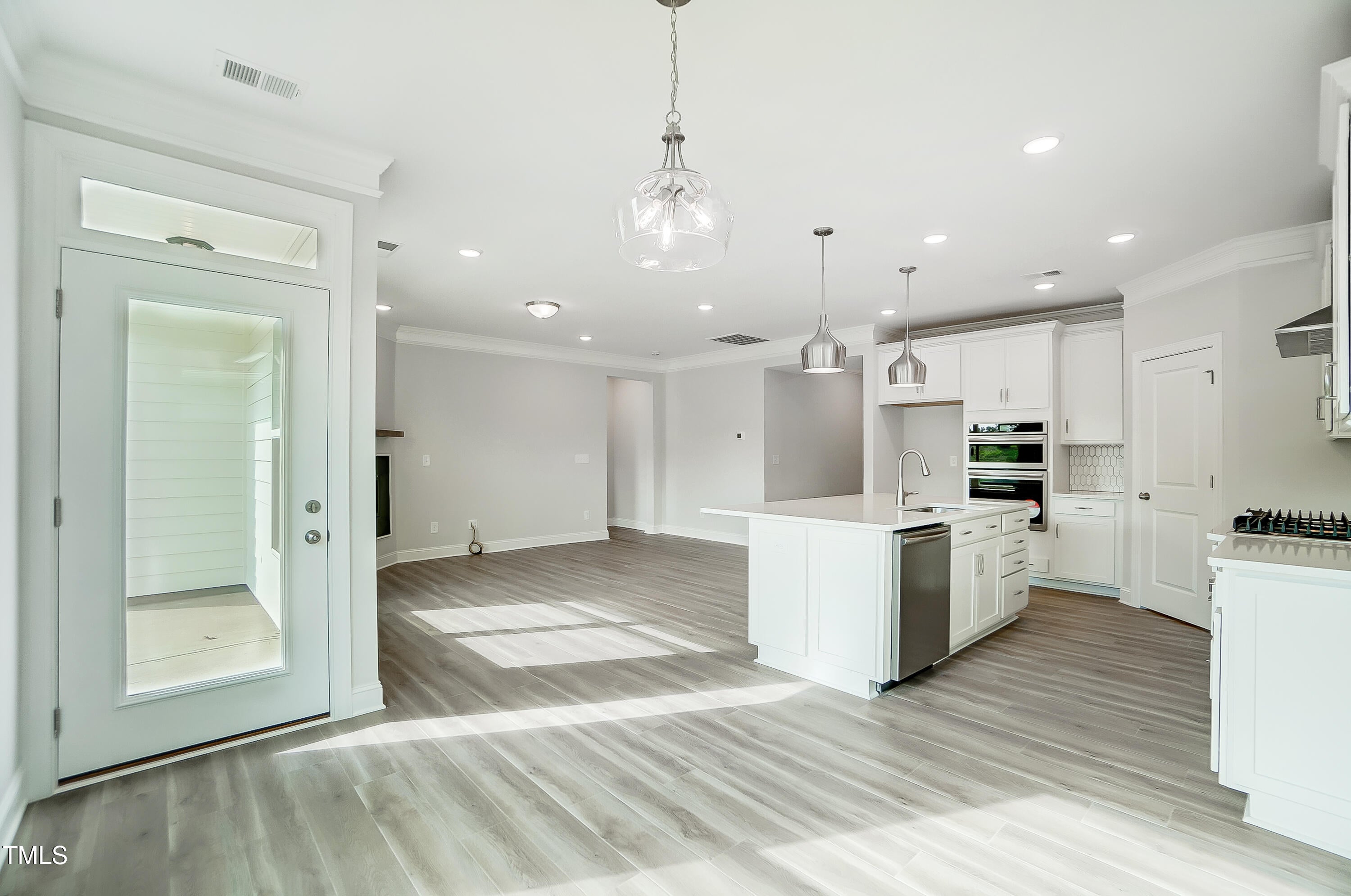 Hillsborough, North Carolina, 27278, United States, 2 Bedrooms Bedrooms, ,2 BathroomsBathrooms,Residential,For Sale,1919502