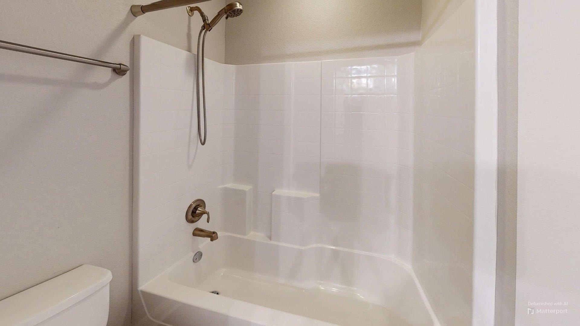 Tallahassee, Florida, 32312, United States, 4 Bedrooms Bedrooms, ,3 BathroomsBathrooms,Residential,For Sale,1938254