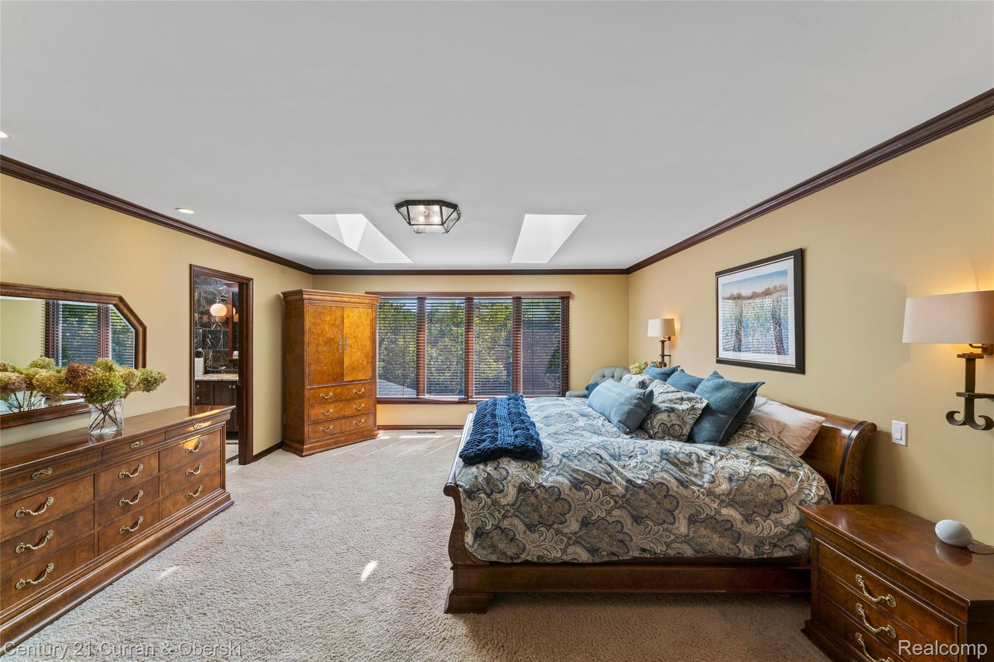 Commerce Charter Township, Michigan, 48382, United States, 4 Bedrooms Bedrooms, ,5 BathroomsBathrooms,Residential,For Sale,1974674