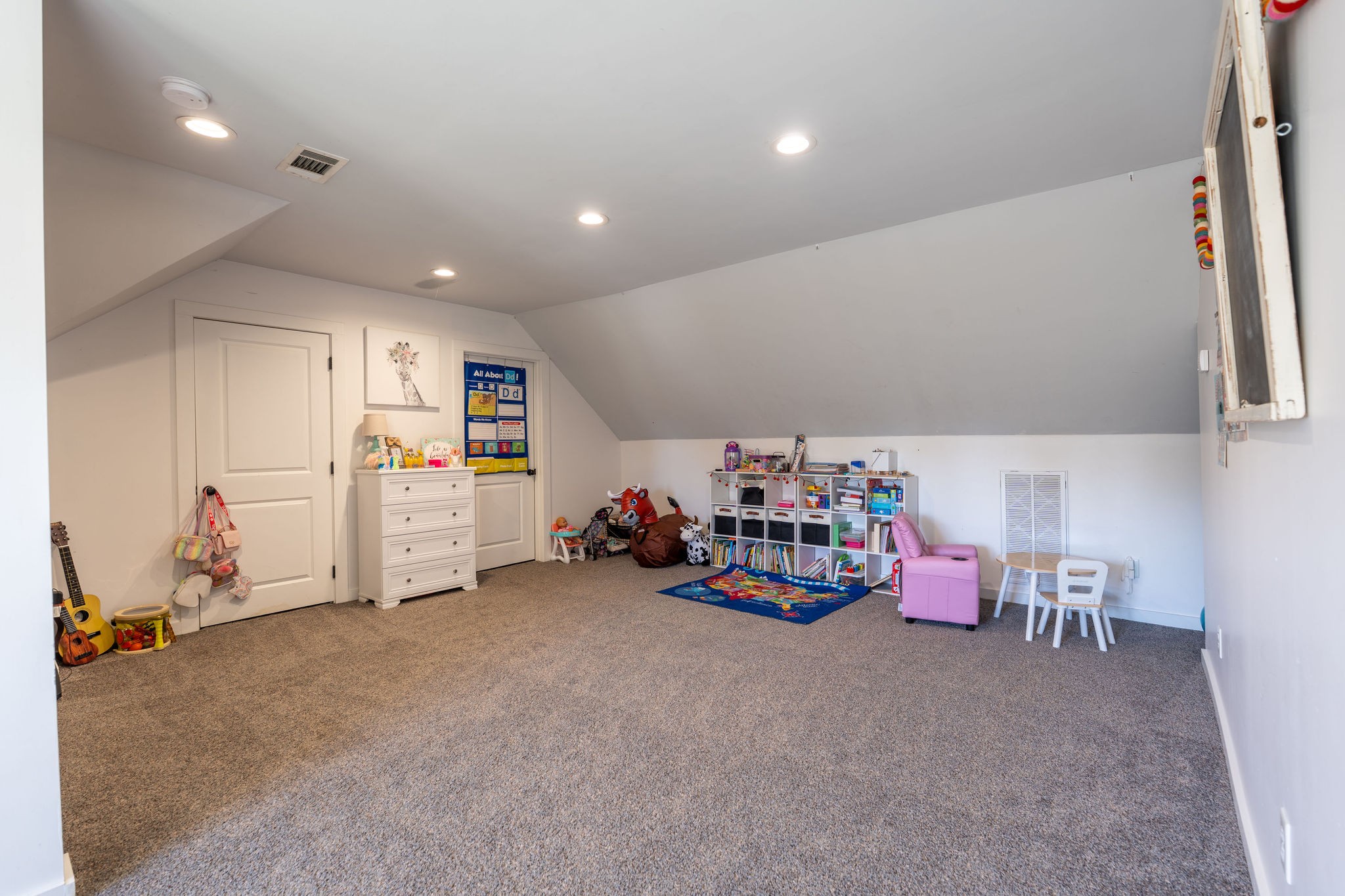 Summertown, Tennessee, 38483, United States, 3 Bedrooms Bedrooms, ,3 BathroomsBathrooms,Residential,For Sale,1970557