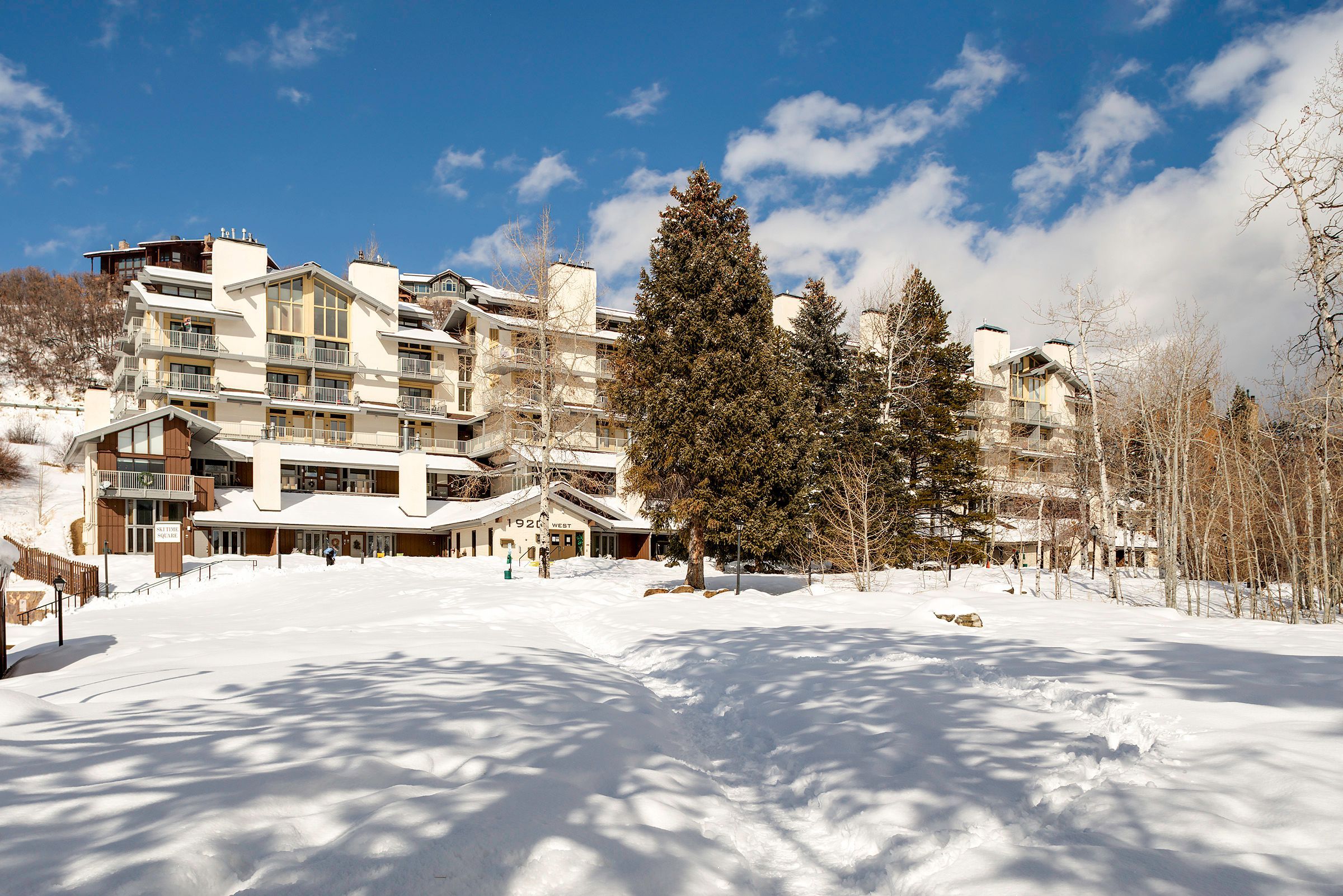  Panoramic Views, Prime Location, Chic Condominium - 物件實景