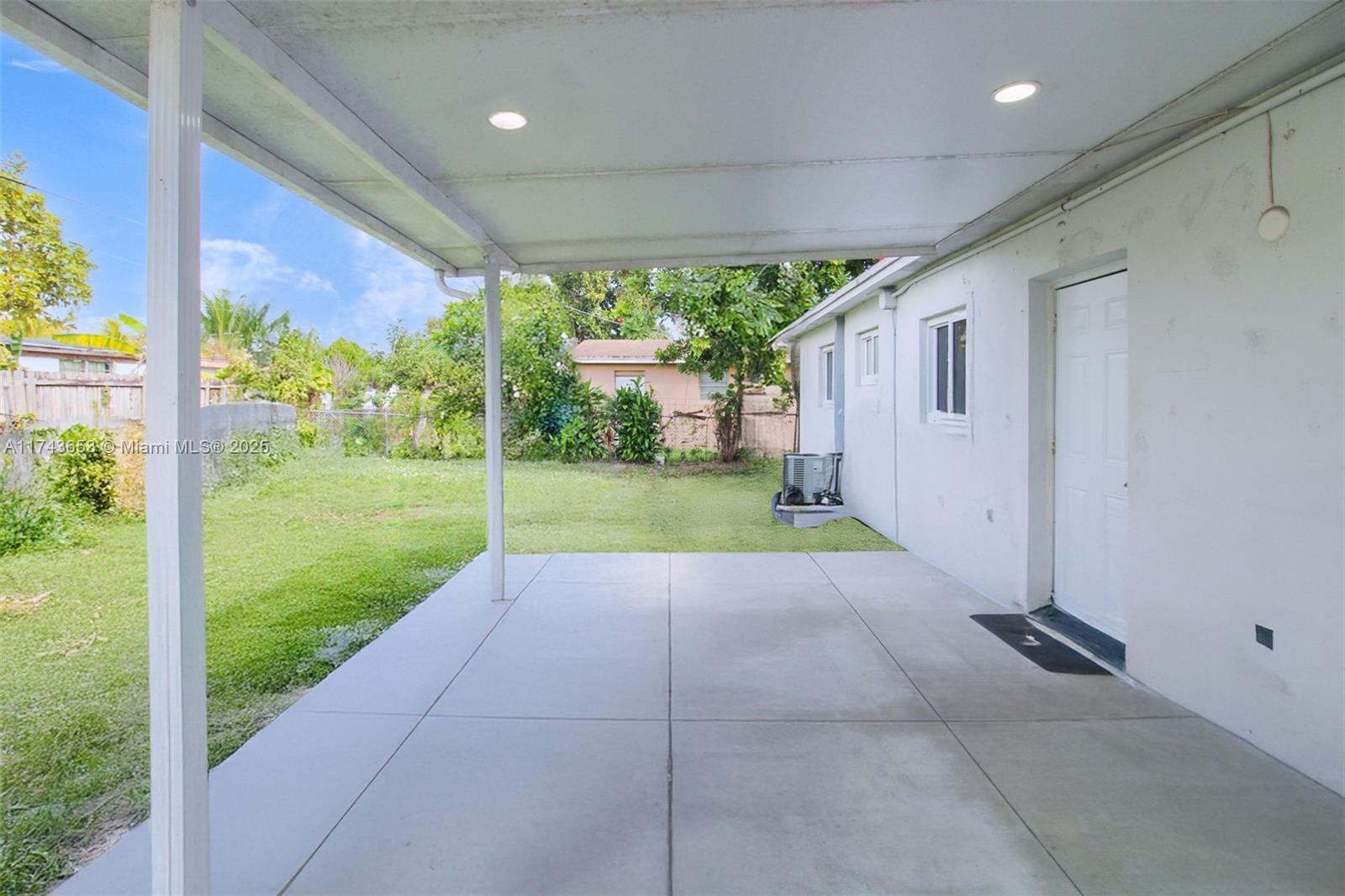 North Miami Beach, Florida, 33162, United States, 3 Bedrooms Bedrooms, ,1 BathroomBathrooms,Residential,For Sale,1708603