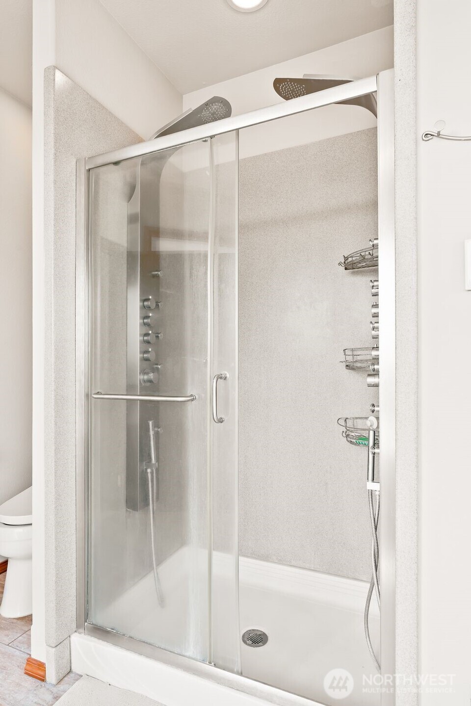 Ellensburg, Washington, 98926, United States, 4 Bedrooms Bedrooms, ,4 BathroomsBathrooms,Residential,For Sale,1983765