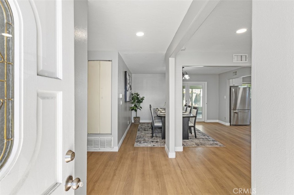 Orange, California, 92867, United States, 3 Bedrooms Bedrooms, ,2 BathroomsBathrooms,Residential,For Sale,1986314