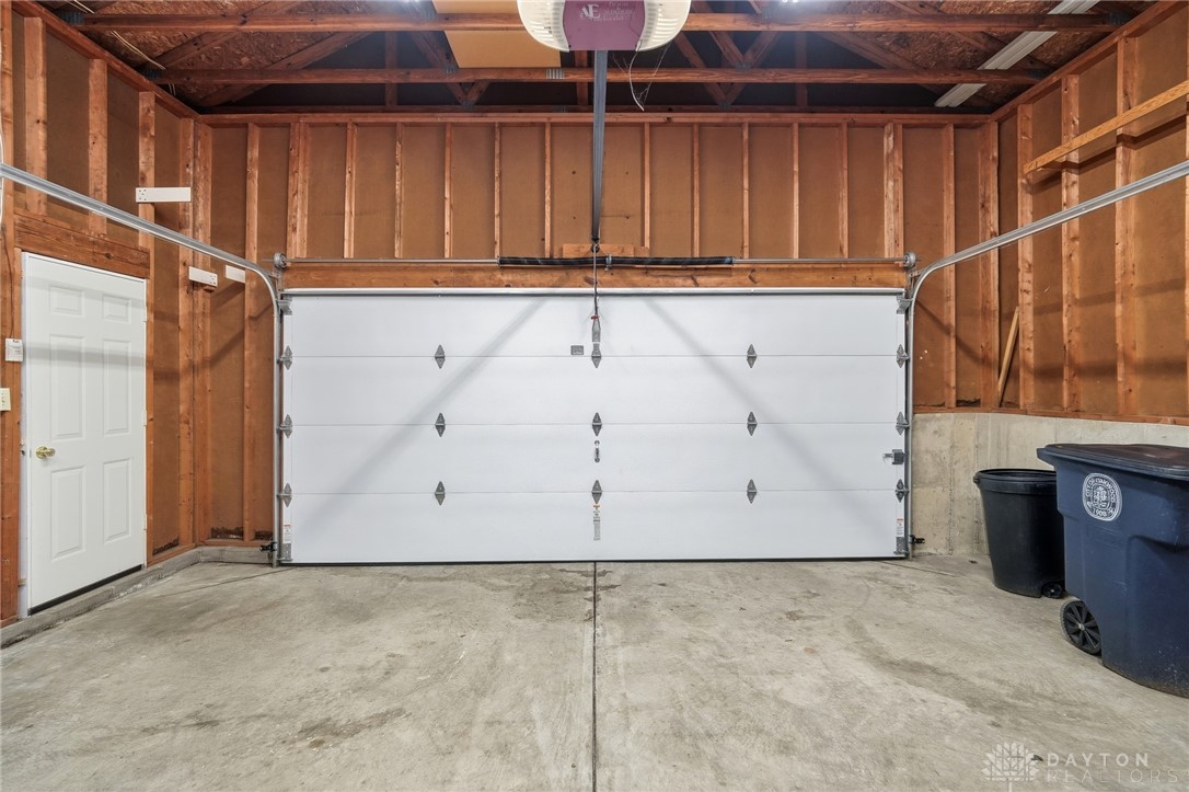 Oakwood, Ohio, 45409, United States, 4 Bedrooms Bedrooms, ,3 BathroomsBathrooms,Residential,For Sale,1987886