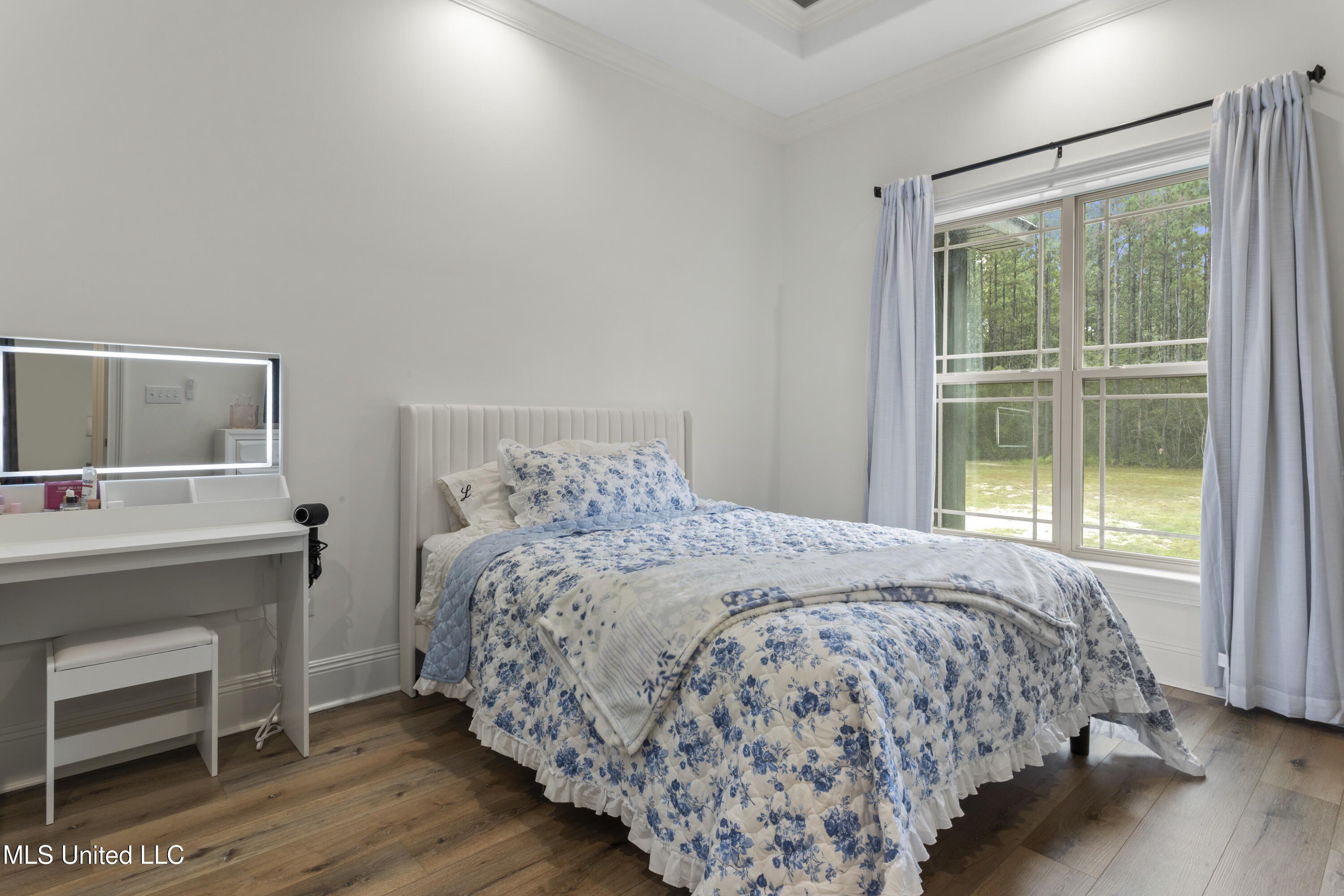 Gulfport, Mississippi, 39503, United States, 5 Bedrooms Bedrooms, ,5 BathroomsBathrooms,Residential,For Sale,1974357