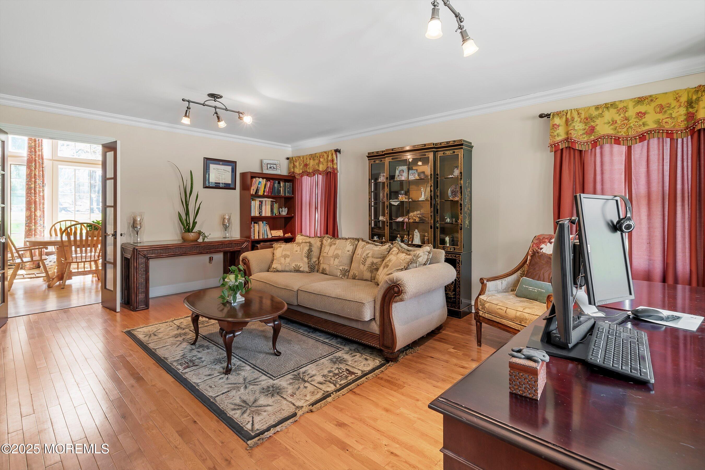 Colts Neck, New Jersey, 07722, United States, 5 Bedrooms Bedrooms, ,4 BathroomsBathrooms,Residential,For Sale,1973878