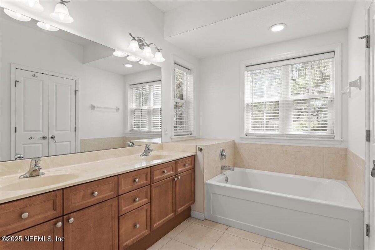 St. Augustine, Florida, 32080, United States, 2 Bedrooms Bedrooms, ,2 BathroomsBathrooms,Residential,For Sale,1935314