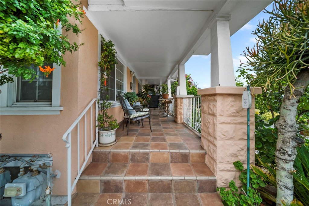 Los Angeles, California, 90041, United States, ,Residential,For Sale,2013561