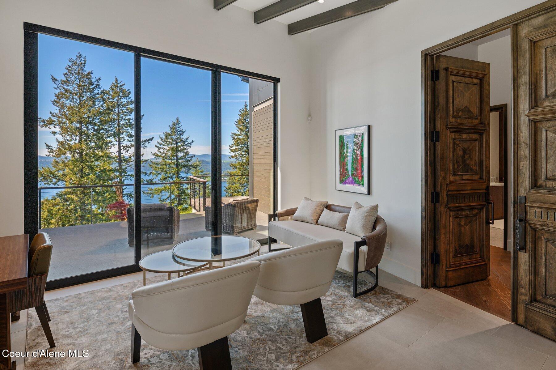 Coeur D'alene, Idaho, 83814, United States, 3 Bedrooms Bedrooms, ,2 BathroomsBathrooms,Residential,For Sale,1926176