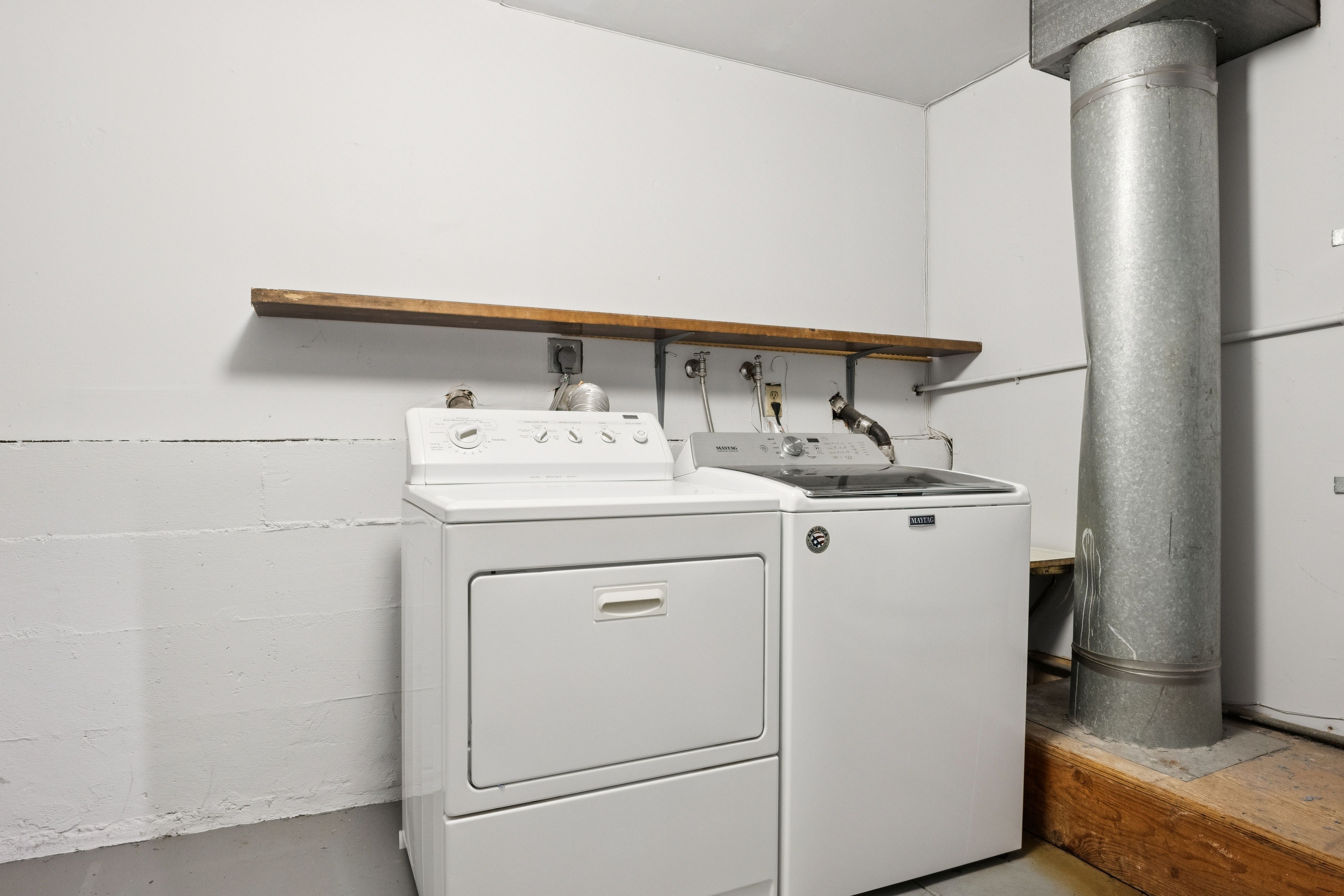  Spacious Greenbrae Townhome - 物件實景