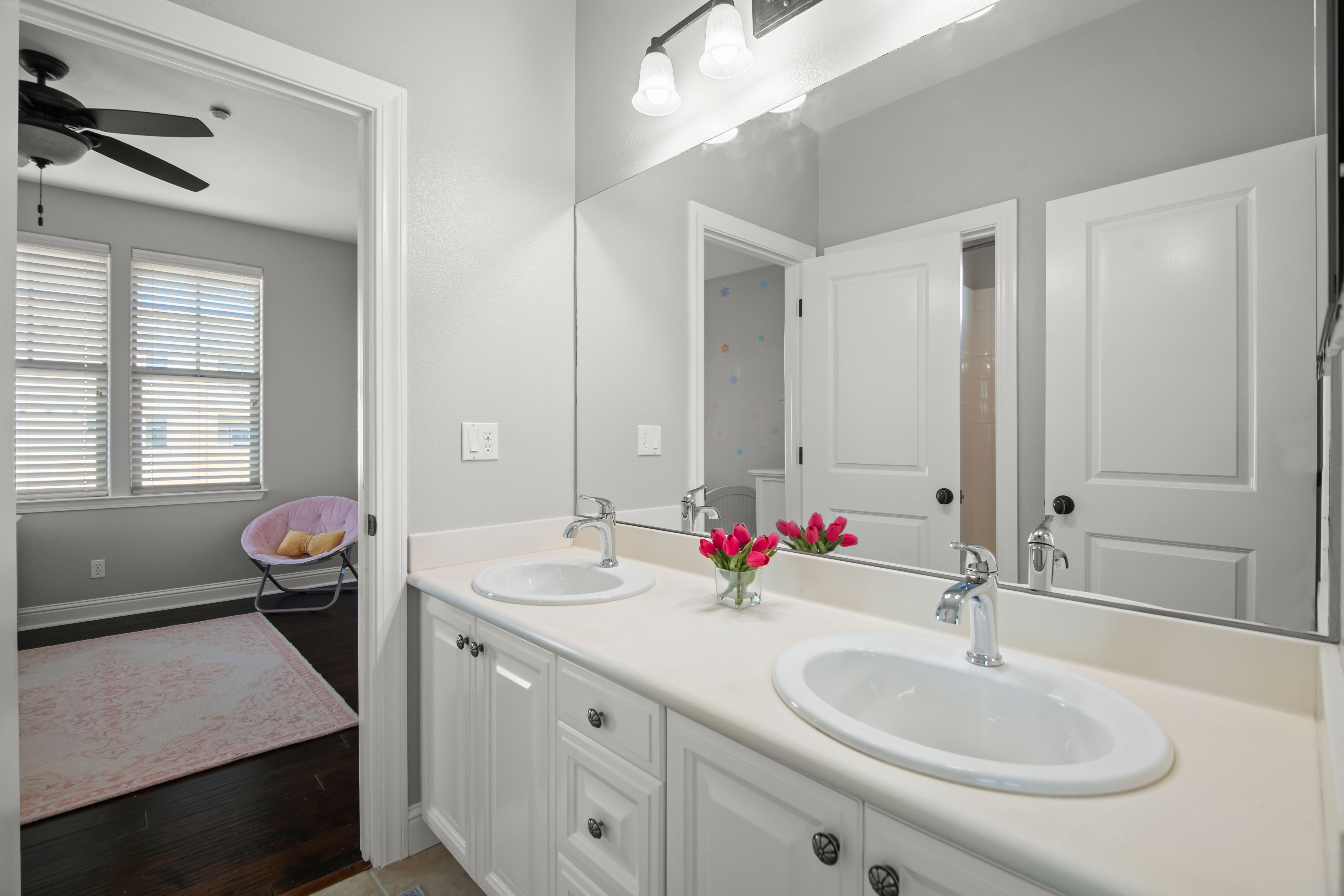  Spacious, Turnkey Living in the Heart of West Petaluma - 物件實景