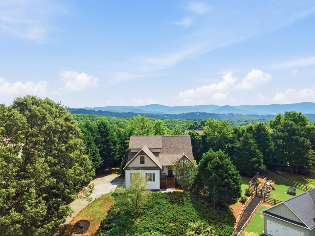 Arbor Hills Cir, Talking Rock, GA 30175