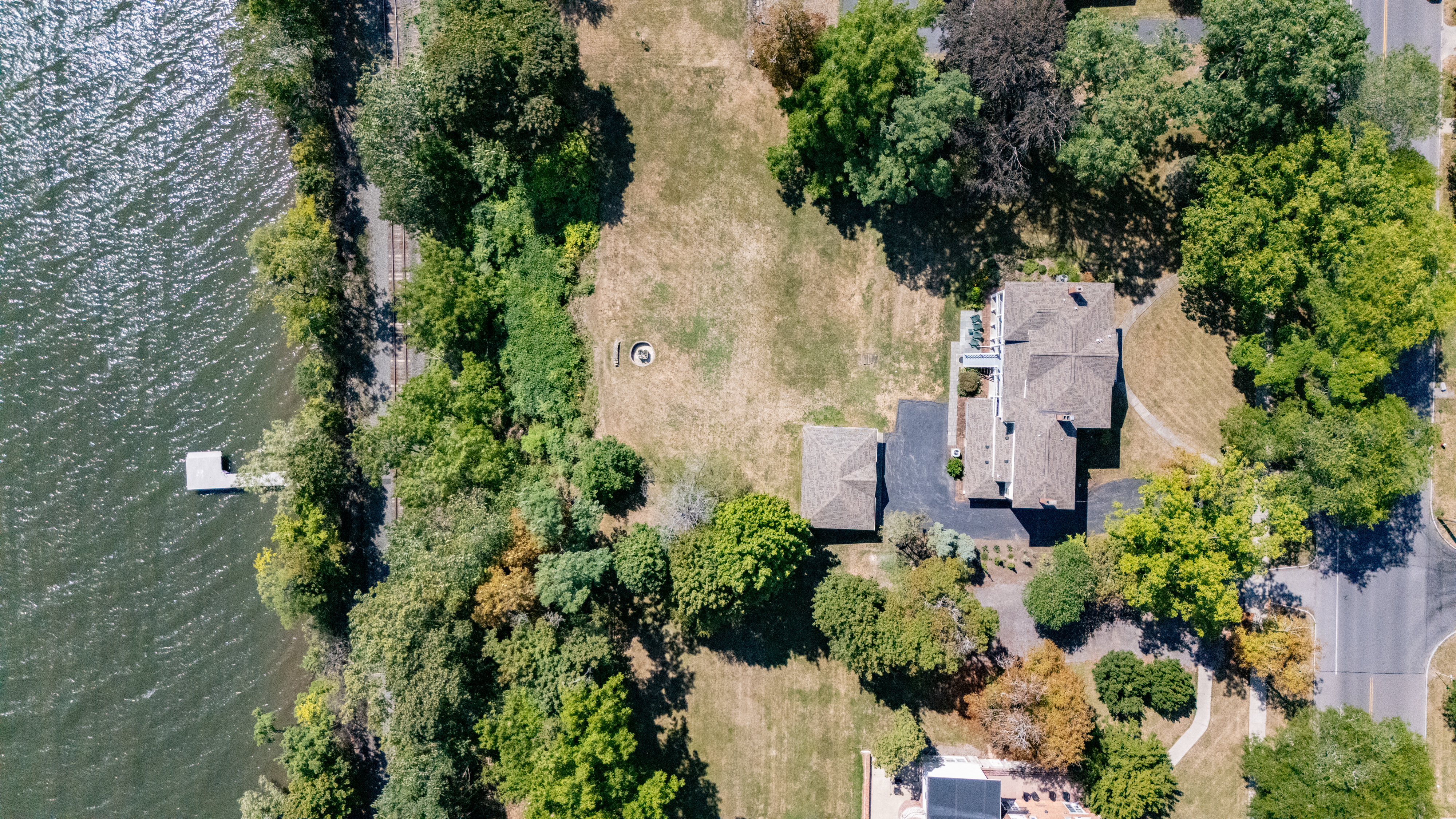  Eclectic City Home on Seneca Lake - 物件實景