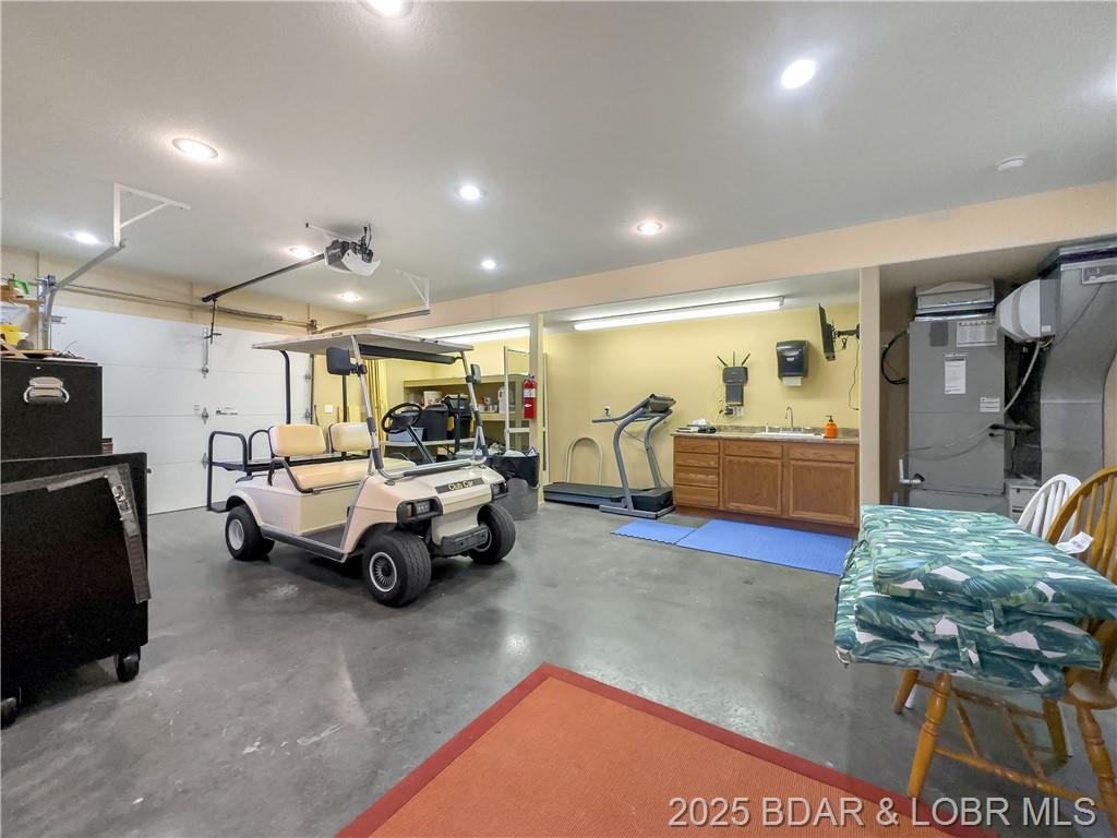 Camdenton, Missouri, 65020, United States, 4 Bedrooms Bedrooms, ,4 BathroomsBathrooms,Residential,For Sale,1805220
