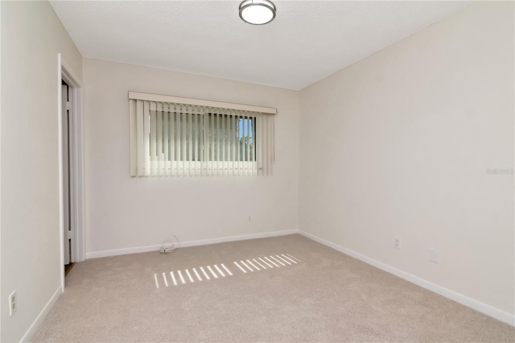Seminole, Florida, 33776, United States, 5 Bedrooms Bedrooms, ,3 BathroomsBathrooms,Residential,For Sale,1913613