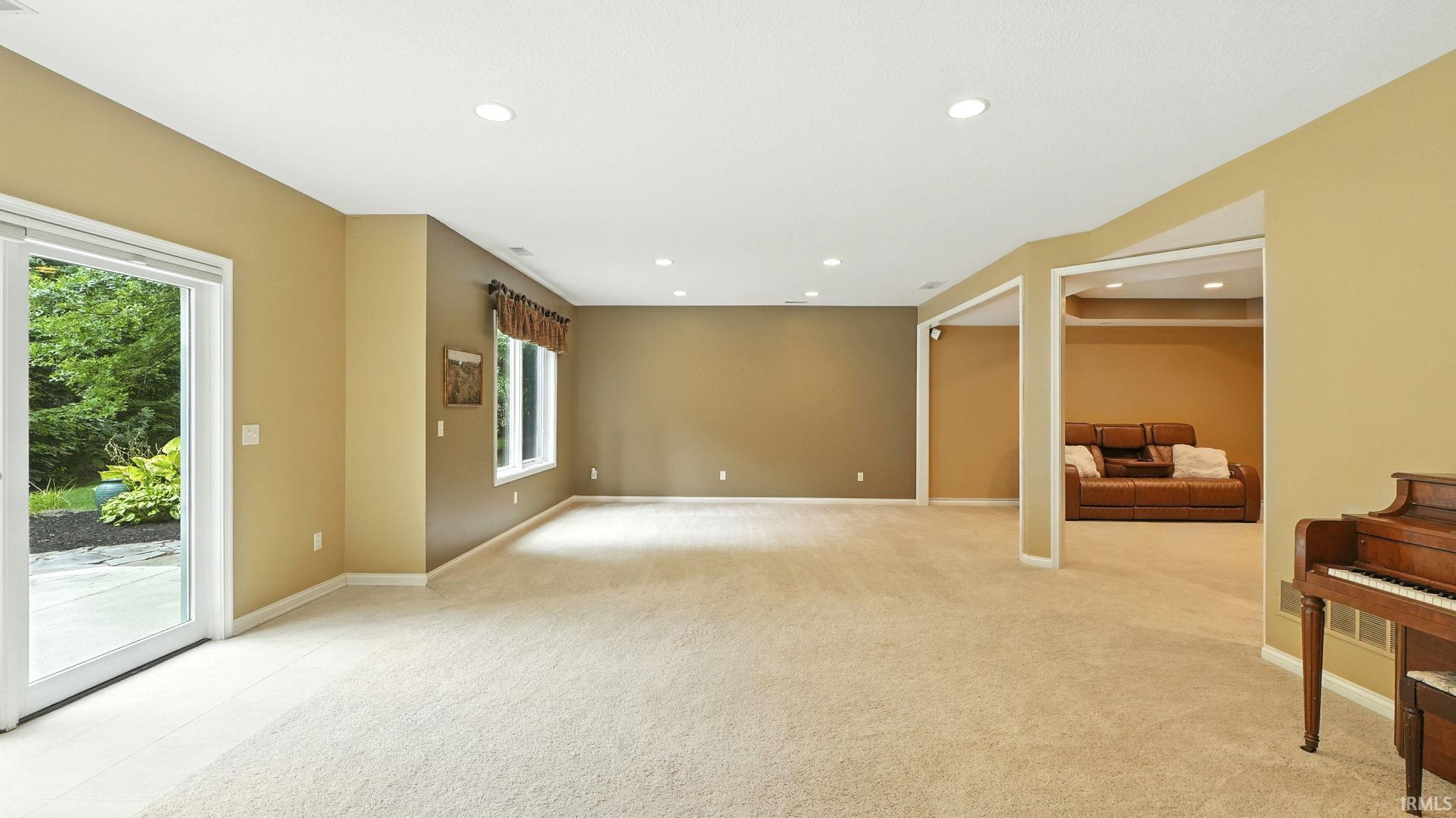 Fort Wayne, Indiana, 46814, United States, 5 Bedrooms Bedrooms, ,4 BathroomsBathrooms,Residential,For Sale,1927964