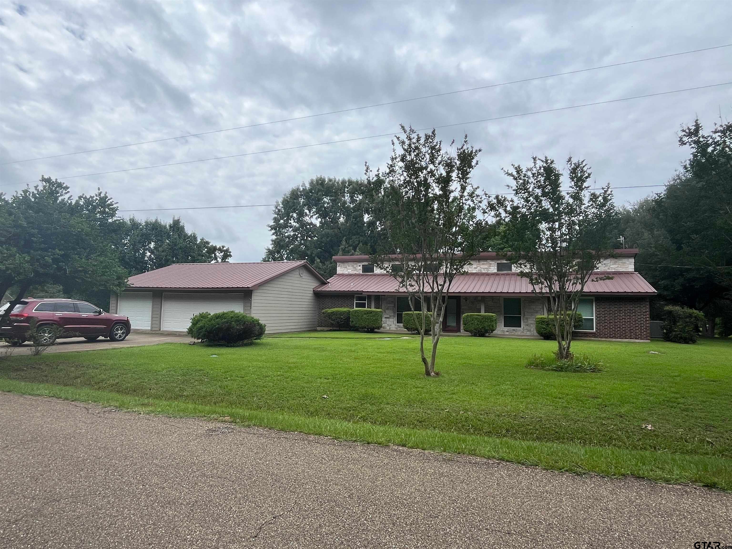 Pittsburg, Texas, 75686, United States, 3 Bedrooms Bedrooms, ,2 BathroomsBathrooms,Residential,For Sale,1848749