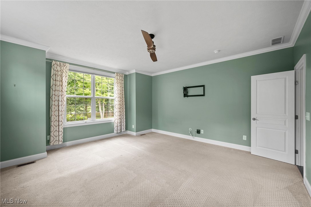 Aurora, Ohio, 44202, United States, 6 Bedrooms Bedrooms, ,5 BathroomsBathrooms,Residential,For Sale,1974965