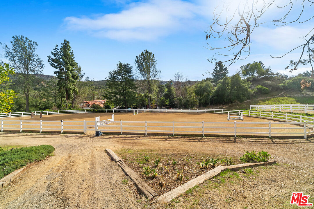 Calabasas, California, 91302, United States, 3 Bedrooms Bedrooms, ,2 BathroomsBathrooms,Residential,For Sale,1723181