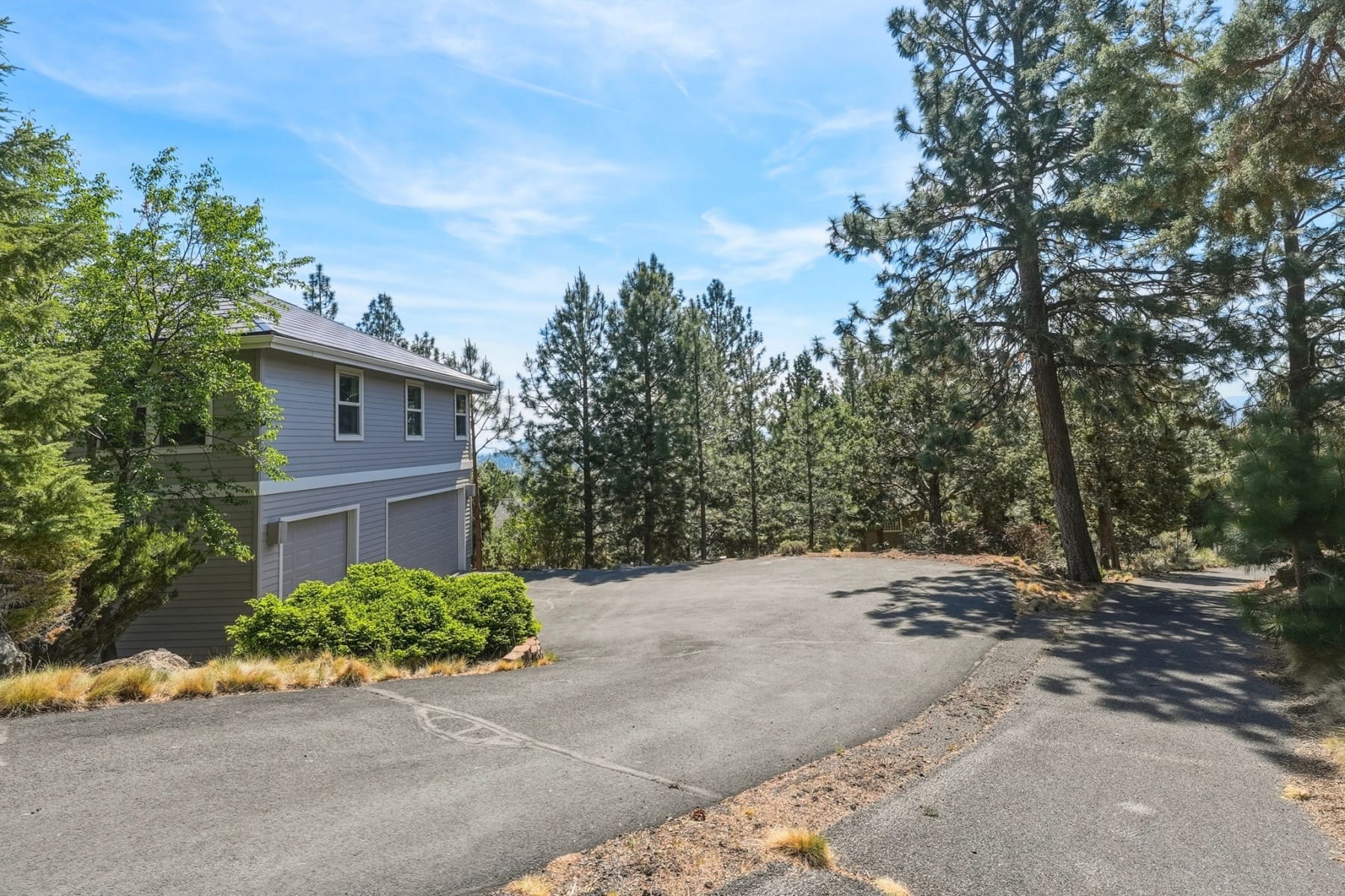  2409 NW Hillpine Court Bend, OR 97703 - 物件實景