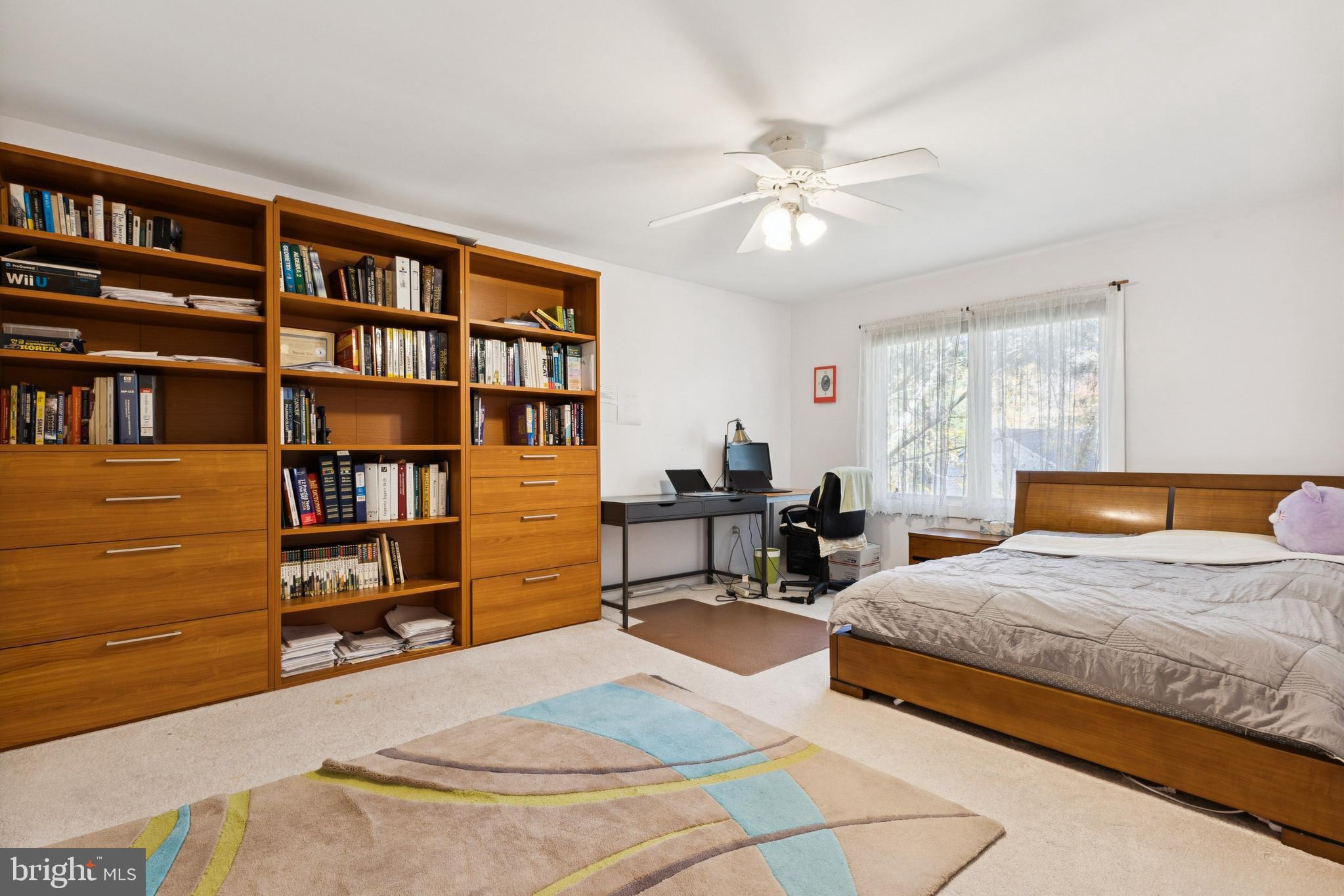 Oakton, Virginia, 22124, United States, 4 Bedrooms Bedrooms, ,3 BathroomsBathrooms,Residential,For Sale,2001478