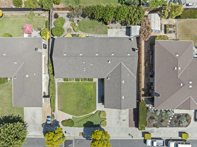 Hollister, California, 95023, United States, 3 Bedrooms Bedrooms, ,2 BathroomsBathrooms,Residential,For Sale,1942638