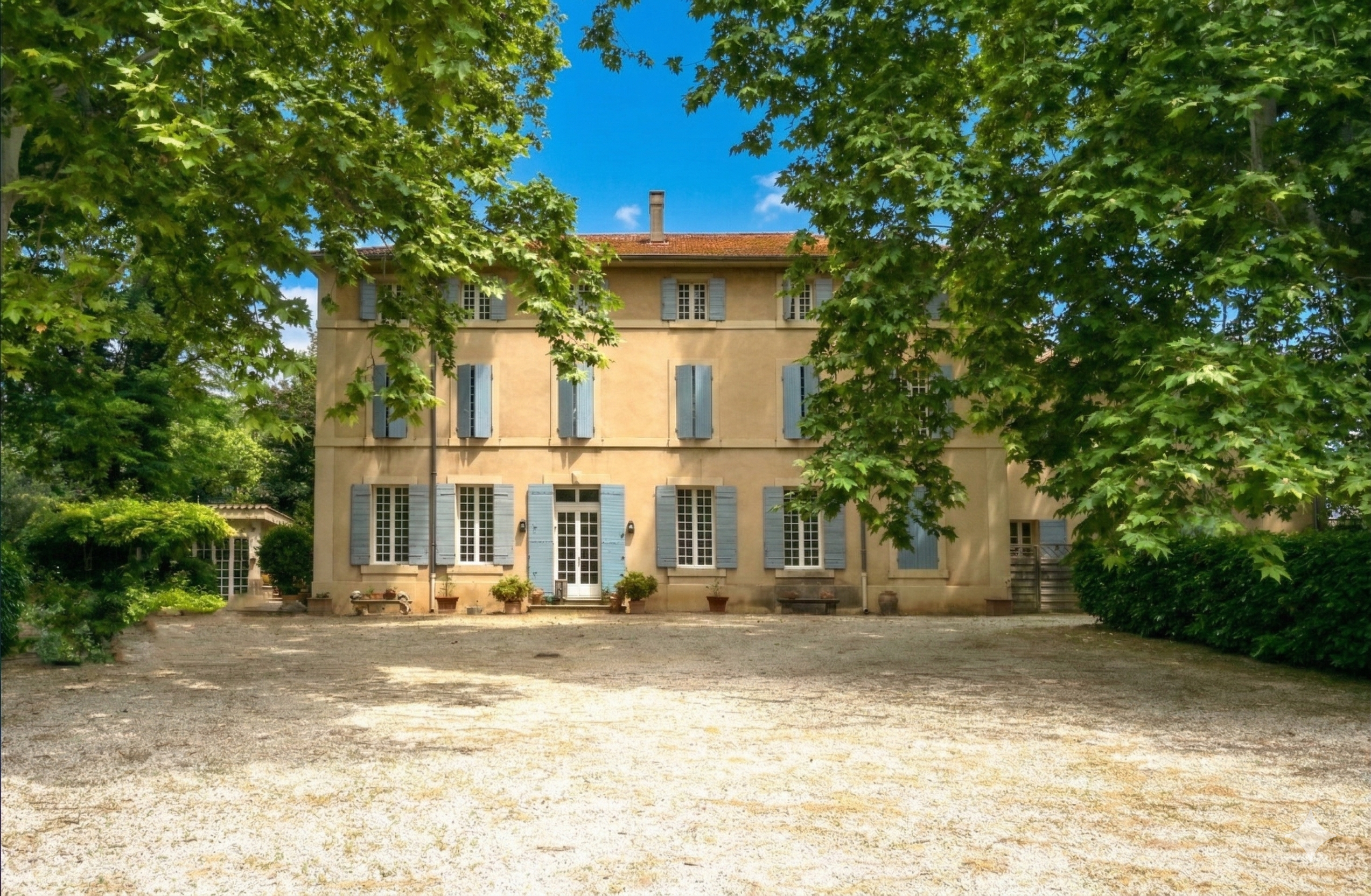  DOMAIN WITH 4 HOUSES AND A BASTIDE XVIII - 物件實景