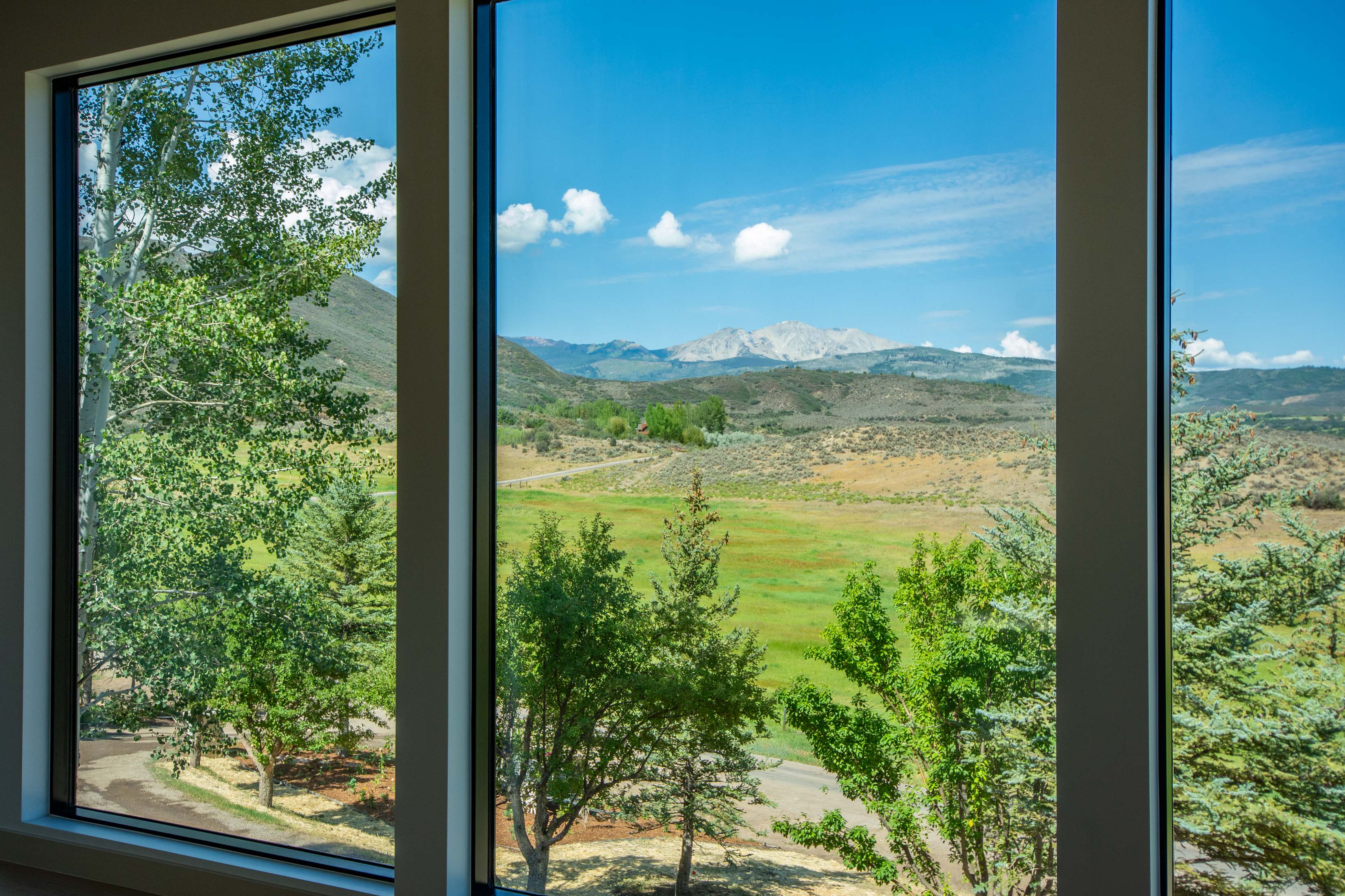  A Beautifully Reimagined Lazy O Ranch Estate with Unparalleled Mt. Sopris Views - 物件實景
