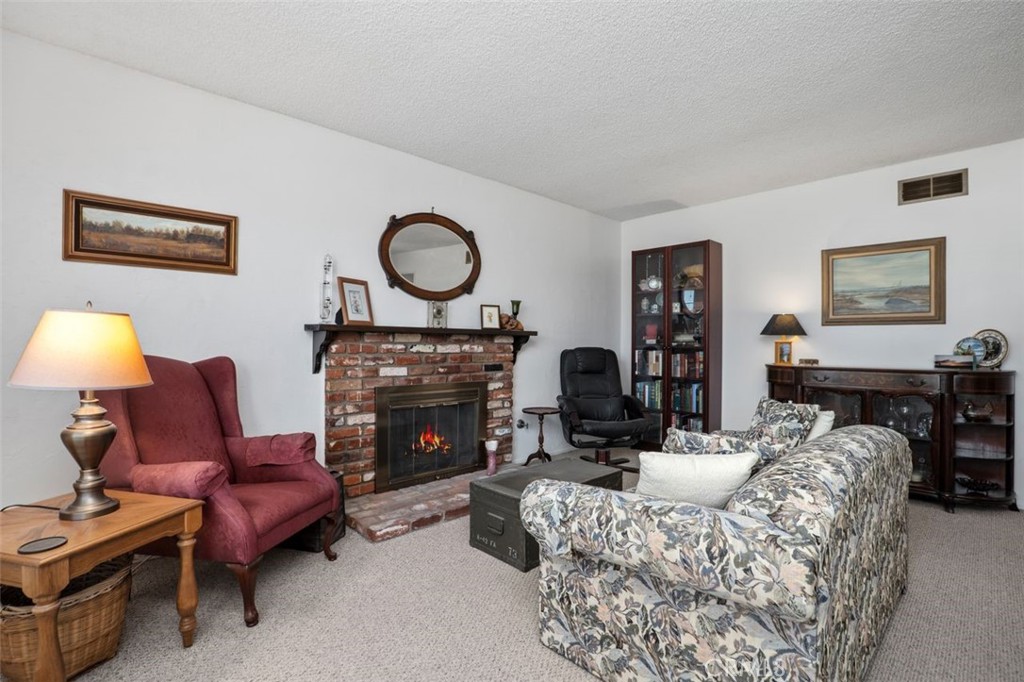 Orange, California, 92867, United States, 4 Bedrooms Bedrooms, ,2 BathroomsBathrooms,Residential,For Sale,1902467