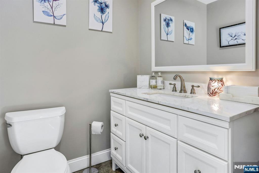 Old Tappan, New Jersey, 07675, United States, 4 Bedrooms Bedrooms, ,3 BathroomsBathrooms,Residential,For Sale,1906748
