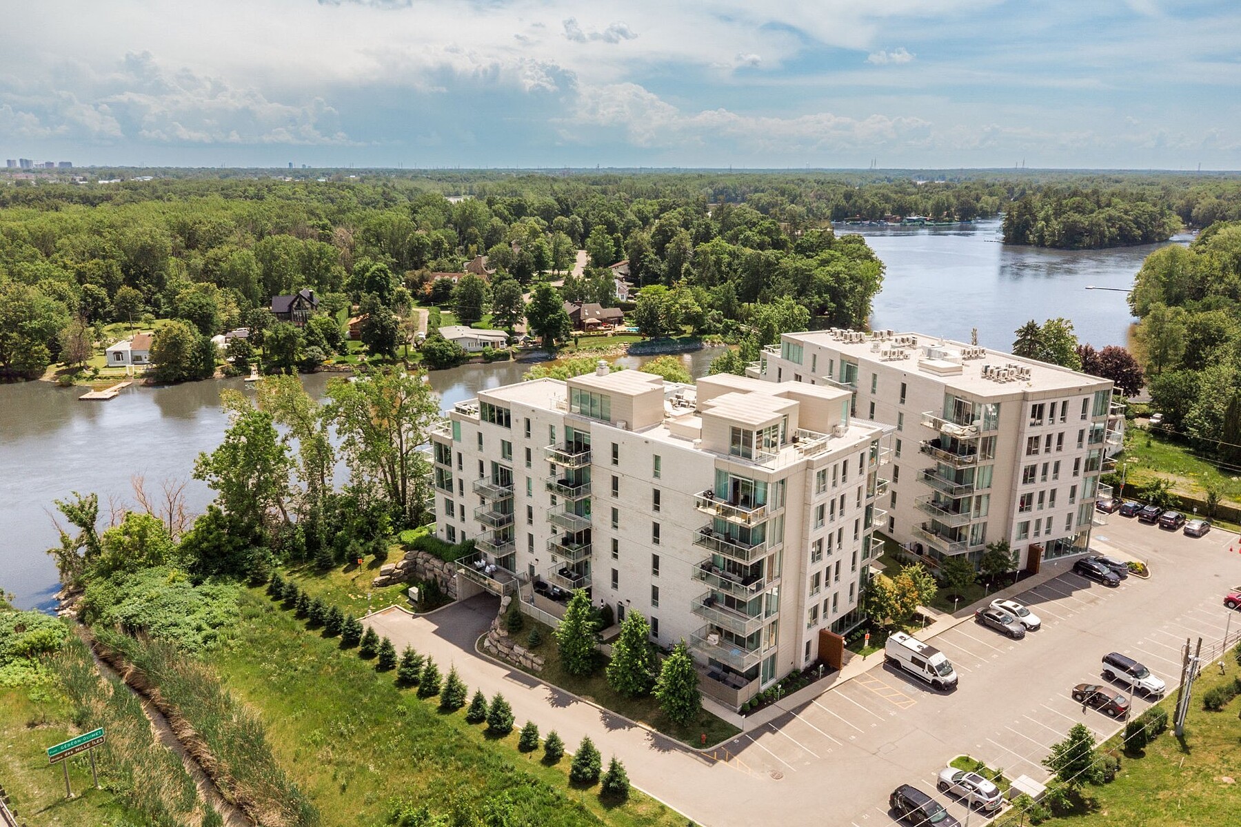  Boisbriand, Laurentides - 物件實景