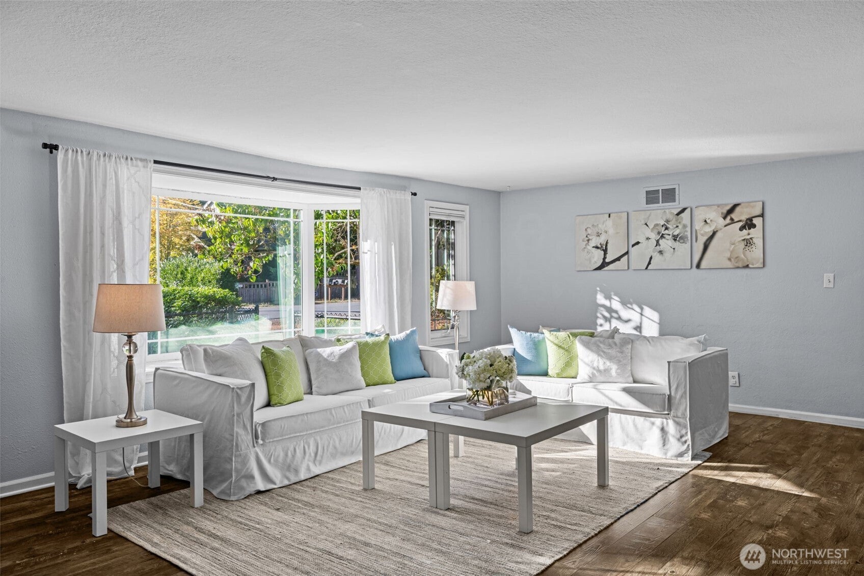 Shoreline, Washington, 98155, United States, 3 Bedrooms Bedrooms, ,1 BathroomBathrooms,Residential,For Sale,1980114