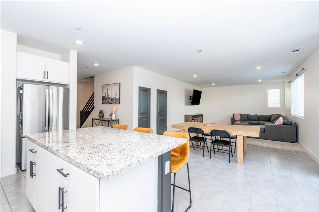 Rialto, California, 92377, United States, 4 Bedrooms Bedrooms, ,3 BathroomsBathrooms,Residential,For Sale,1982735