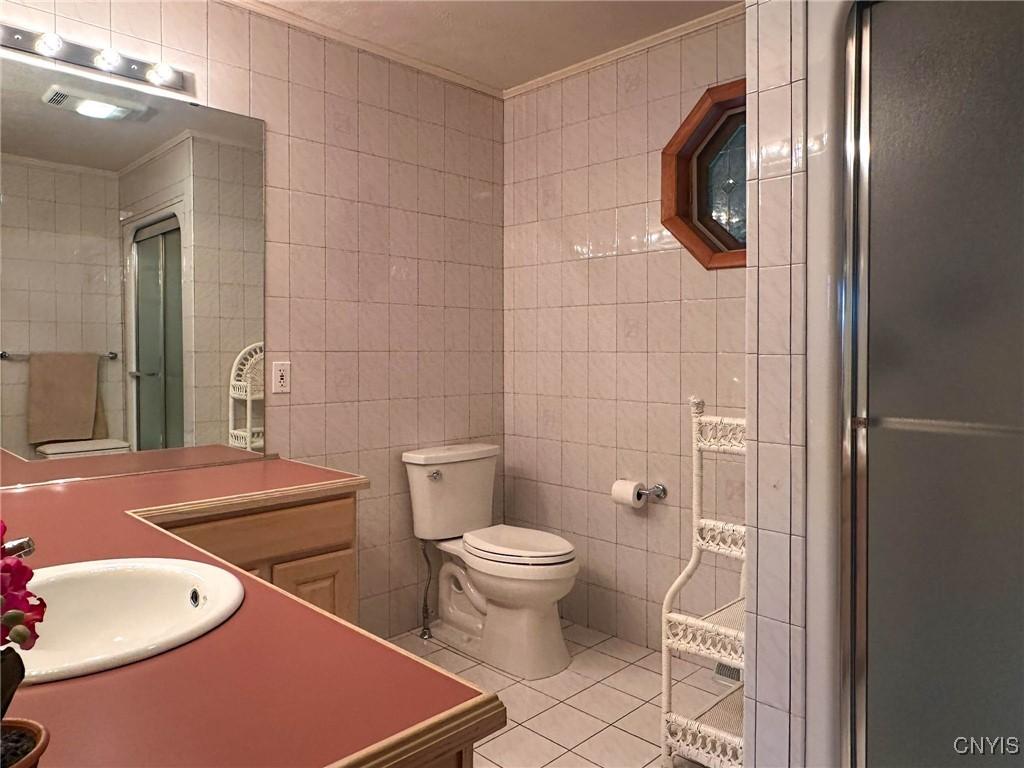 Oneida, New York, 13421, United States, 3 Bedrooms Bedrooms, ,2 BathroomsBathrooms,Residential,For Sale,1940517