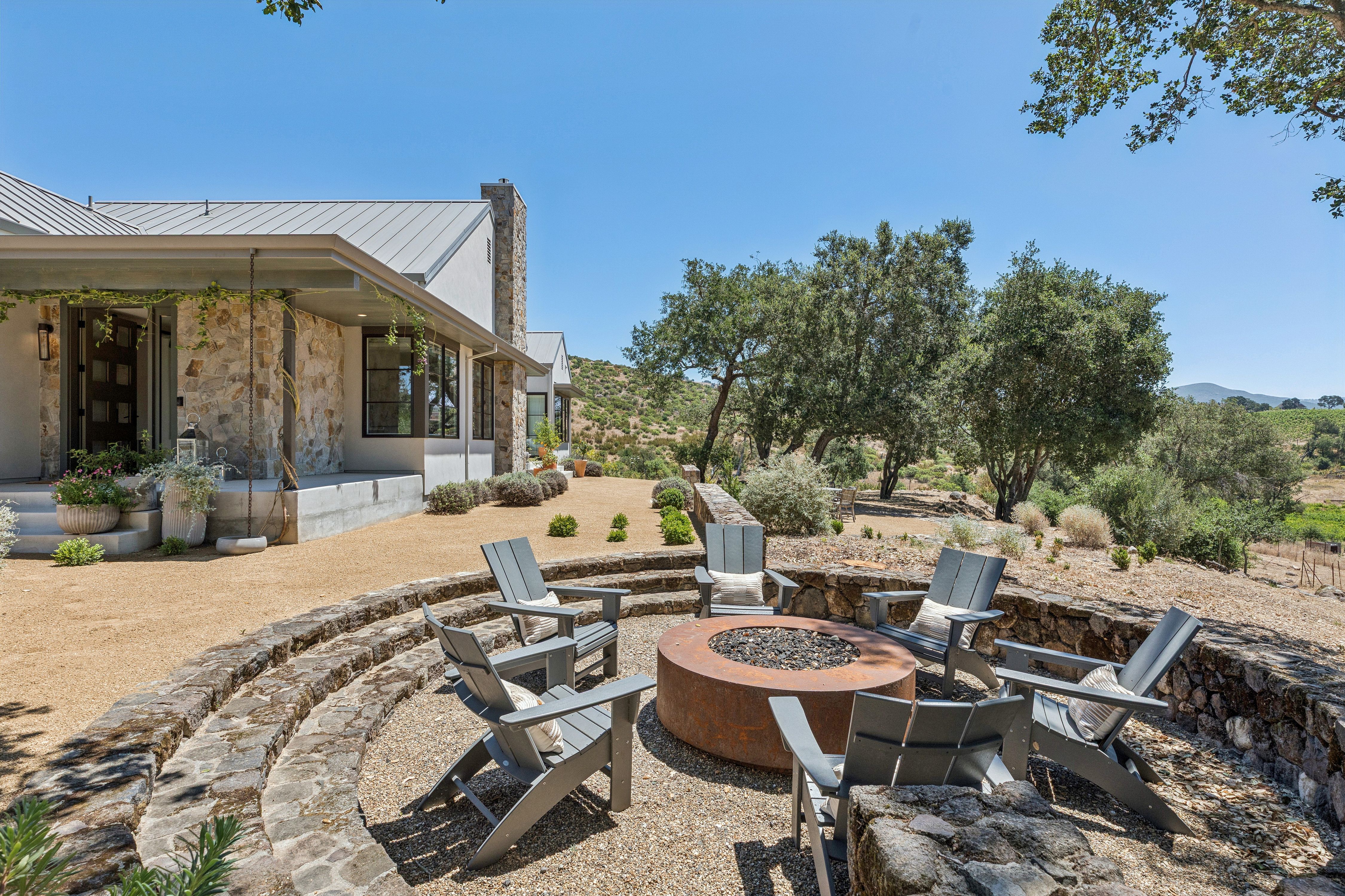  Refined Wine Country Estate - 物件實景