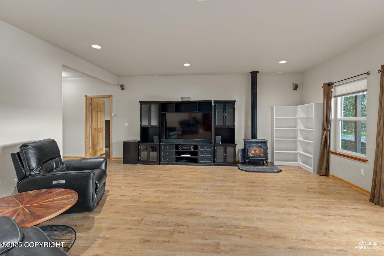 Sterling, Alaska, 99672, United States, 4 Bedrooms Bedrooms, ,4 BathroomsBathrooms,Residential,For Sale,1974778